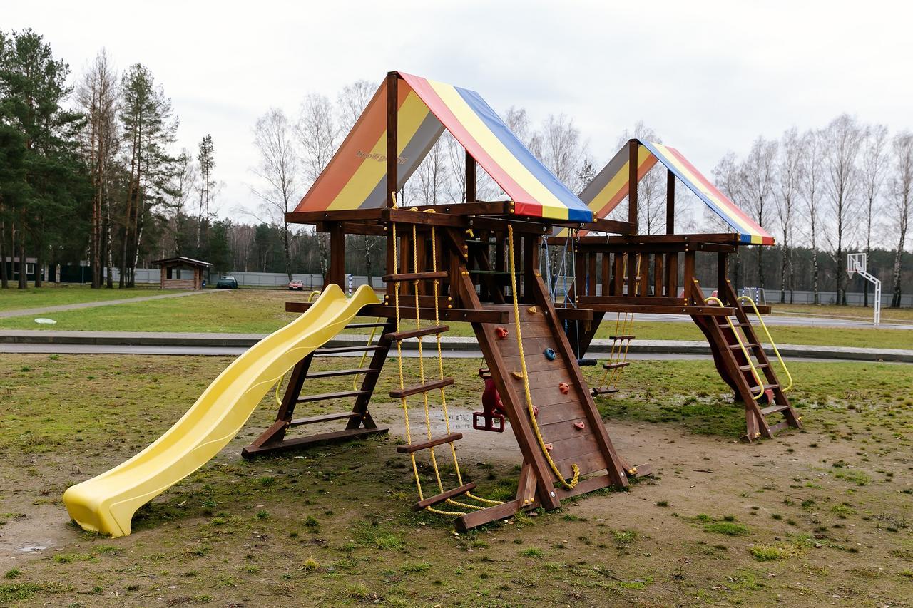 Baza Otdykha Chaika Hotel Zhodzina Eksteriør billede