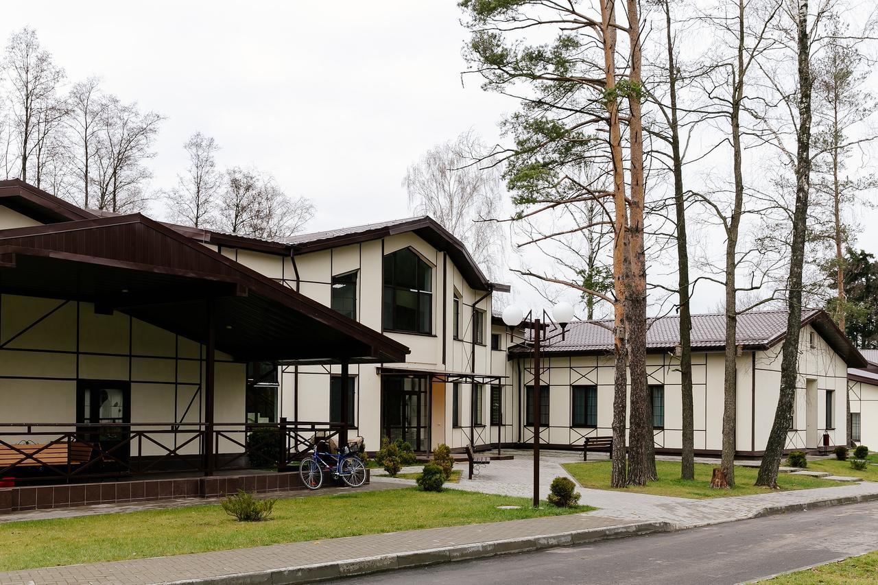 Baza Otdykha Chaika Hotel Zhodzina Eksteriør billede